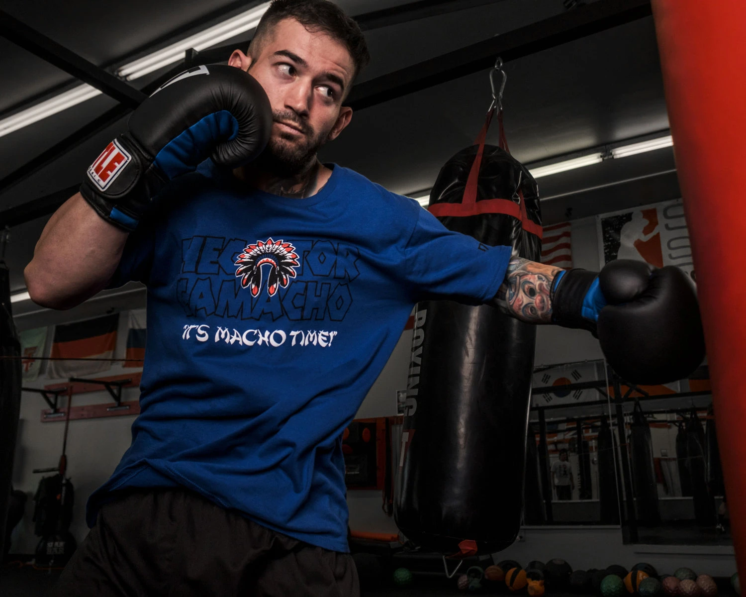 TITLE Classic Fitness Boxing Gloves 10 TITLE Classic Fitness Boxing Gloves - Image 8