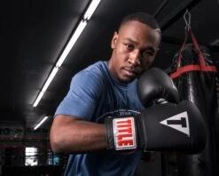 TITLE Classic Fitness Boxing Gloves 33 TITLE Classic Fitness Boxing Gloves -Boxing Shop CRBG BKWH