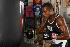 TITLE Classic Pro Style Training Gloves 3.0 -Boxing Shop CVVTG3BK WH