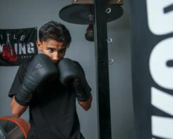 TITLE Black Bolstered Leather Bag Gloves 15 TITLE Black Bolstered Leather Bag Gloves -Boxing Shop DBBG 3