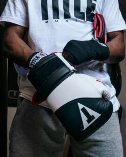 TITLE Boxing Gel Suspense Training Gloves 29 TITLE Boxing Gel Suspense Training Gloves -Boxing Shop GSTGEBKWH 1