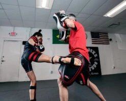 TITLE MMA Gel Thai Style Thigh Pads 2.0 -Boxing Shop GTSTP2BKRD 1