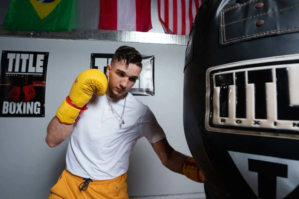 TITLE Boxing Gloves Necklace 4 TITLE Boxing Gloves Necklace - Image 2