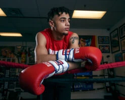 TITLE Boxing Sugar Ray Leonard Signature Leather Sparring Gloves -Boxing Shop SRLSLSG 4 4