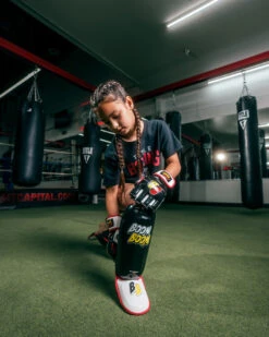 BOOM BOOM Boxing Bomber Youth Shin Guards -Boxing Shop bbbsgy y bk 1