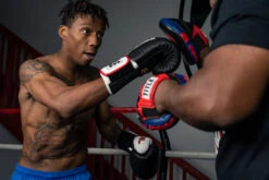 TITLE Boxing Gel World Elastic Training Gloves 27 TITLE Boxing Gel World Elastic Training Gloves -Boxing Shop gtwge bk